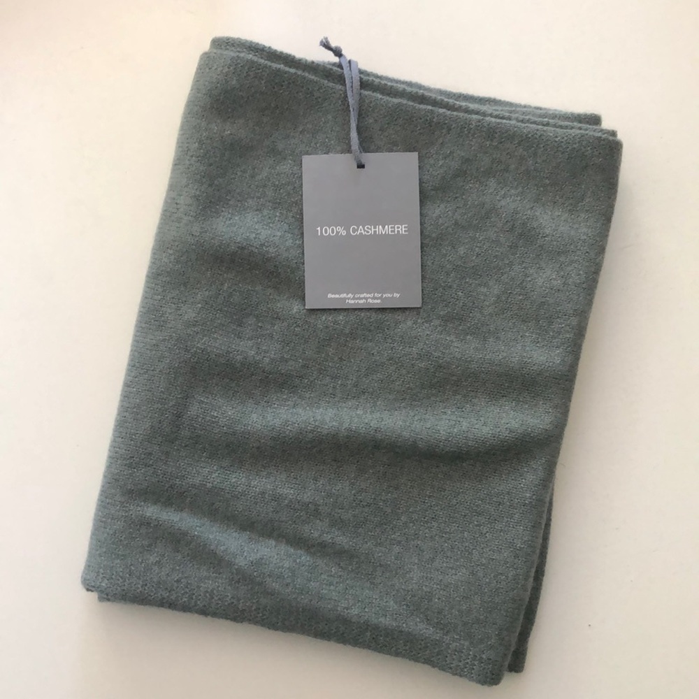 100% Cashmere Scarf 🧣
